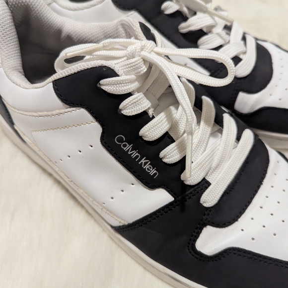 Calvin Klein Men's Black and White Sneakers Size 11 - Picture 2 of 7